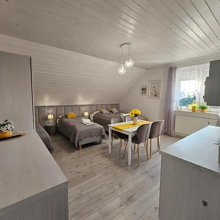 Accommodatie bij particulieren Goscinne Pod Lipami *