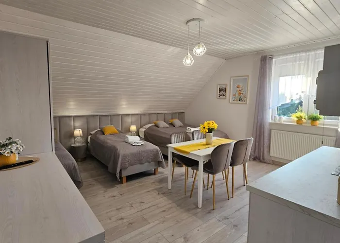 Δωμάτια σε οικογενειακή κατοικία Goscinne Pod Lipami *